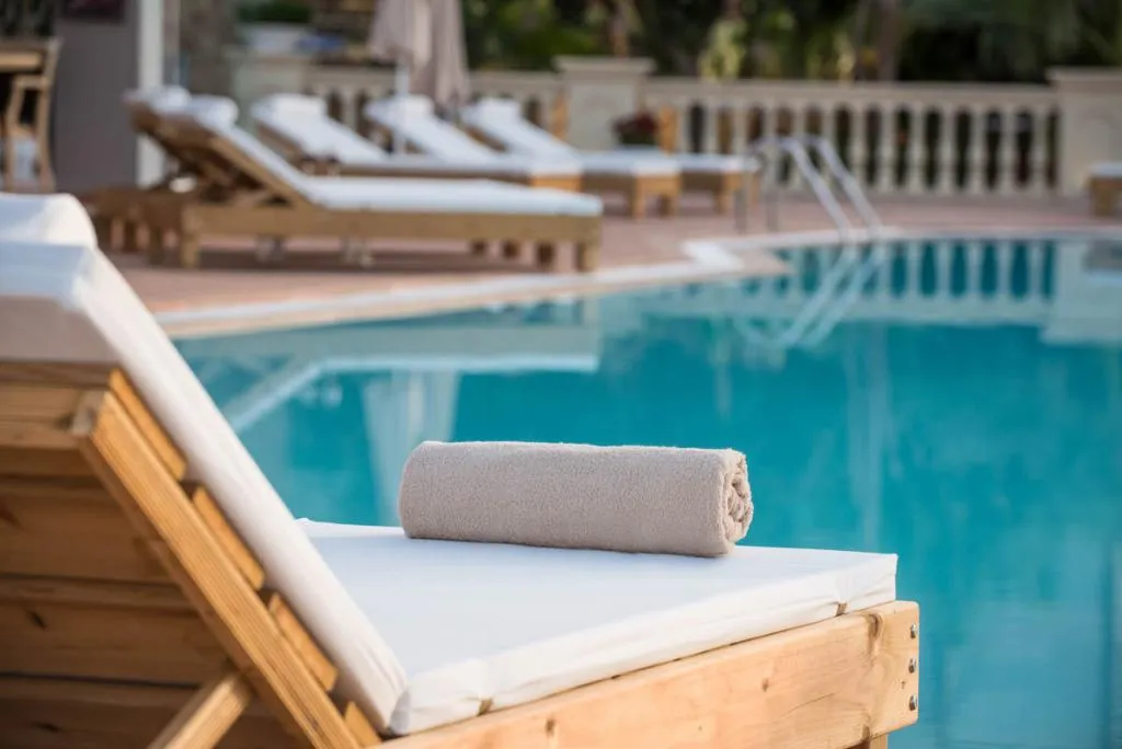Terrace, Notos Heights Hotel & Suites, Crete