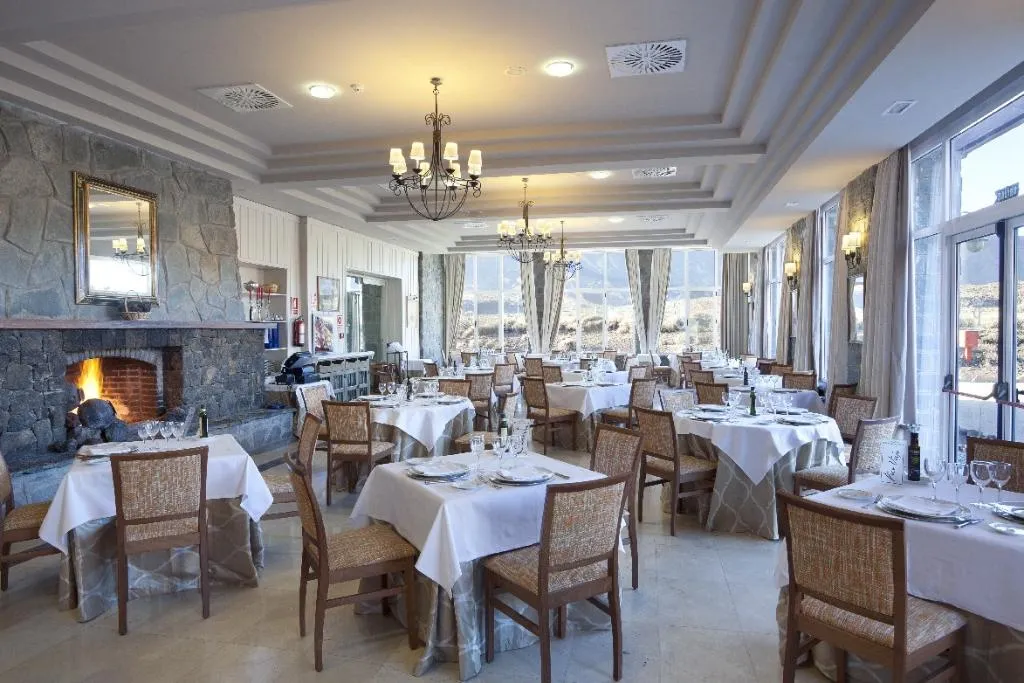 Lobby, Parador de Cañadas del Teide, Tenerife