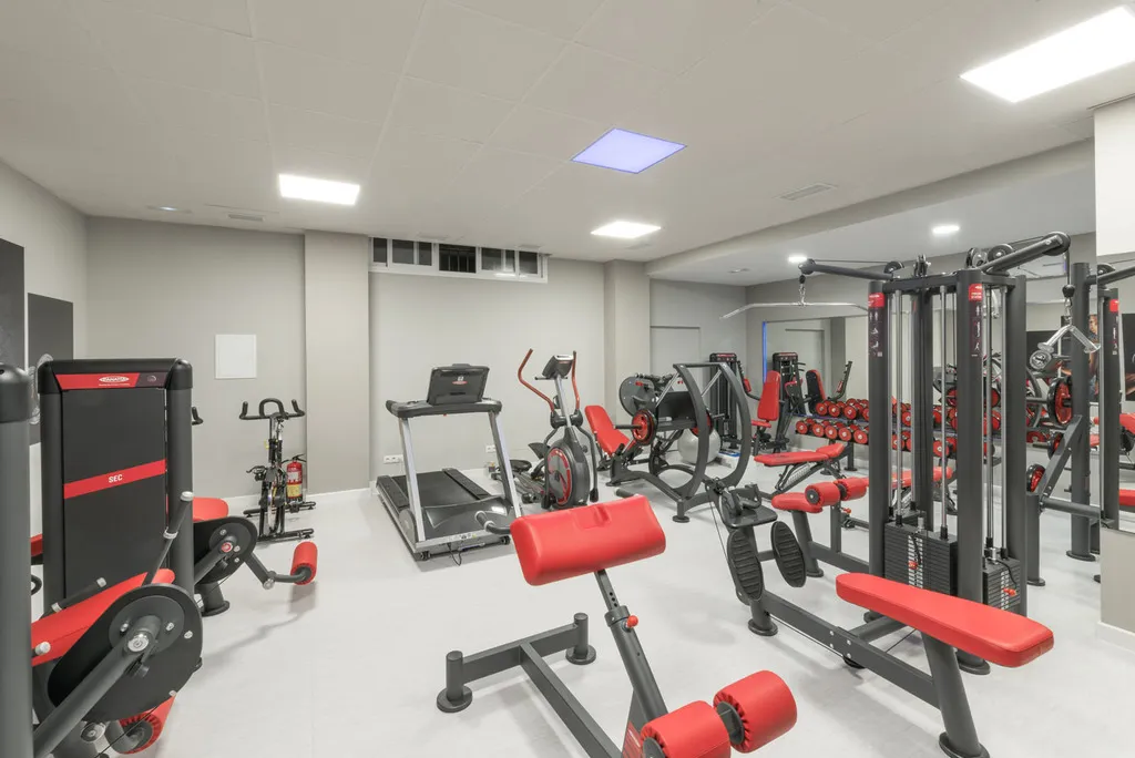 Sports and Entertainment, Hotel Romerito, Costa Del Sol