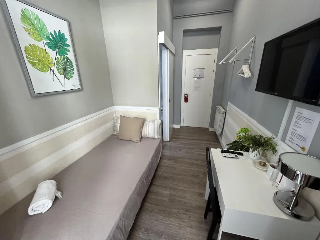 Room, El Hostall, Madrid
