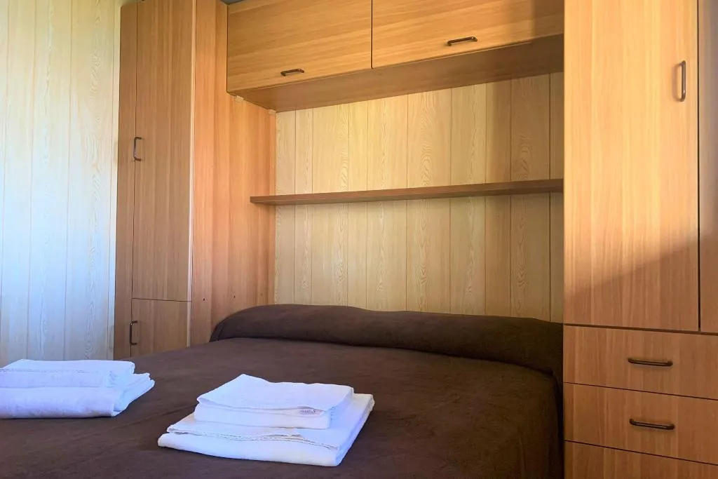 MOBILE HOME STANDARD Room, Village Camping Santa Fortunata - Campogaio, Naples