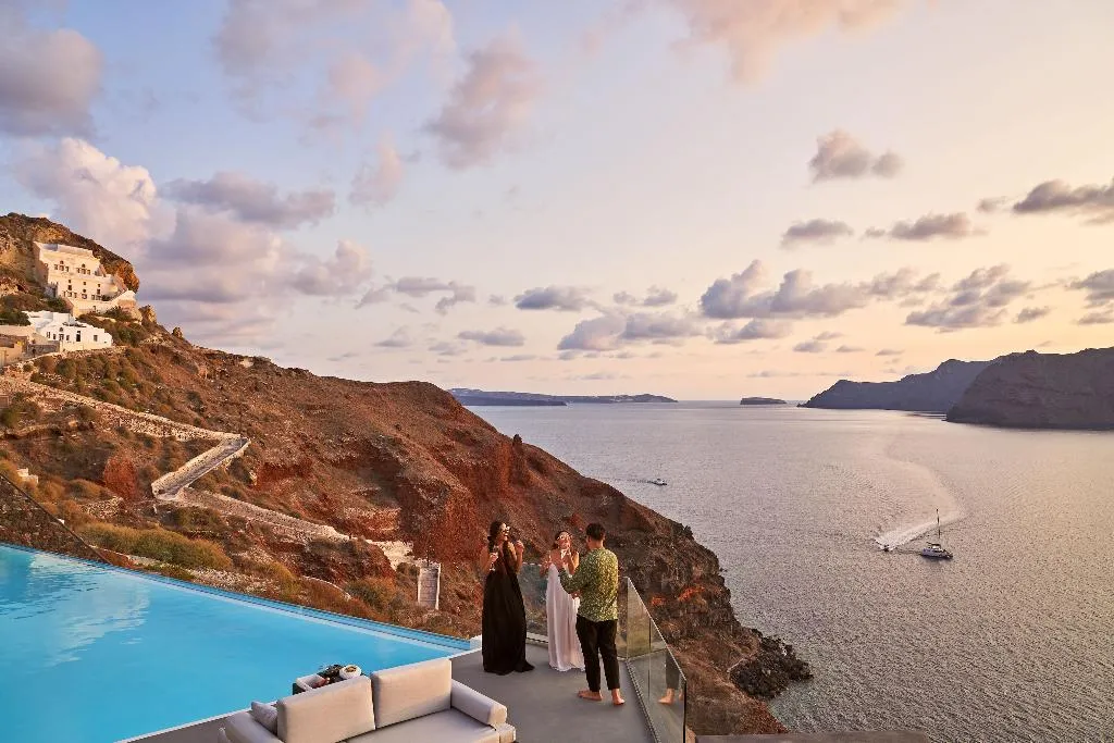 Bar, Charisma Suites, Santorini