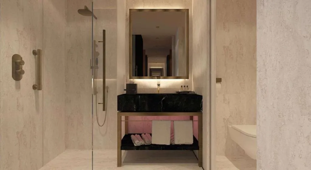 TWIN DELUXE TWO DOUBLE BEDS Room, Hilton Rome Eur La Lama, Rome