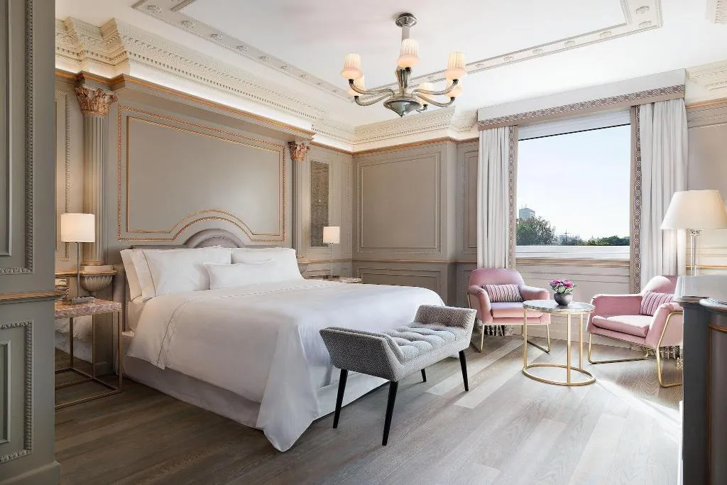Room, The Westin Palace Milan, Milan