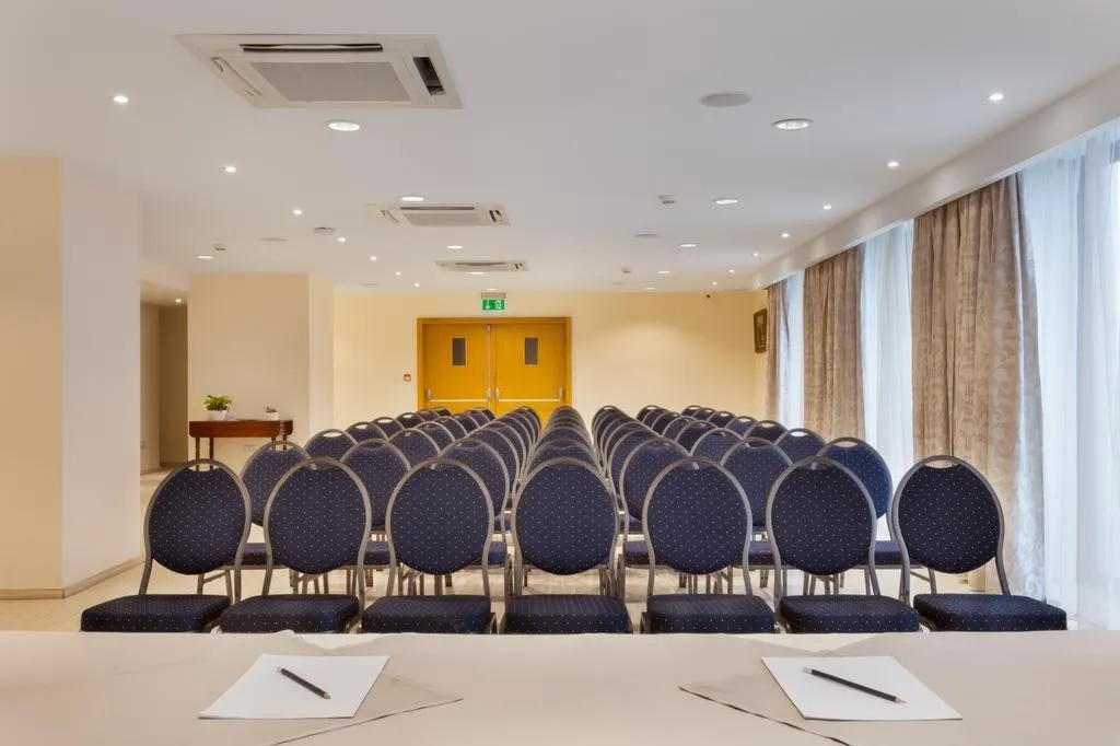 Conferences, Plaza Hotels, Malta