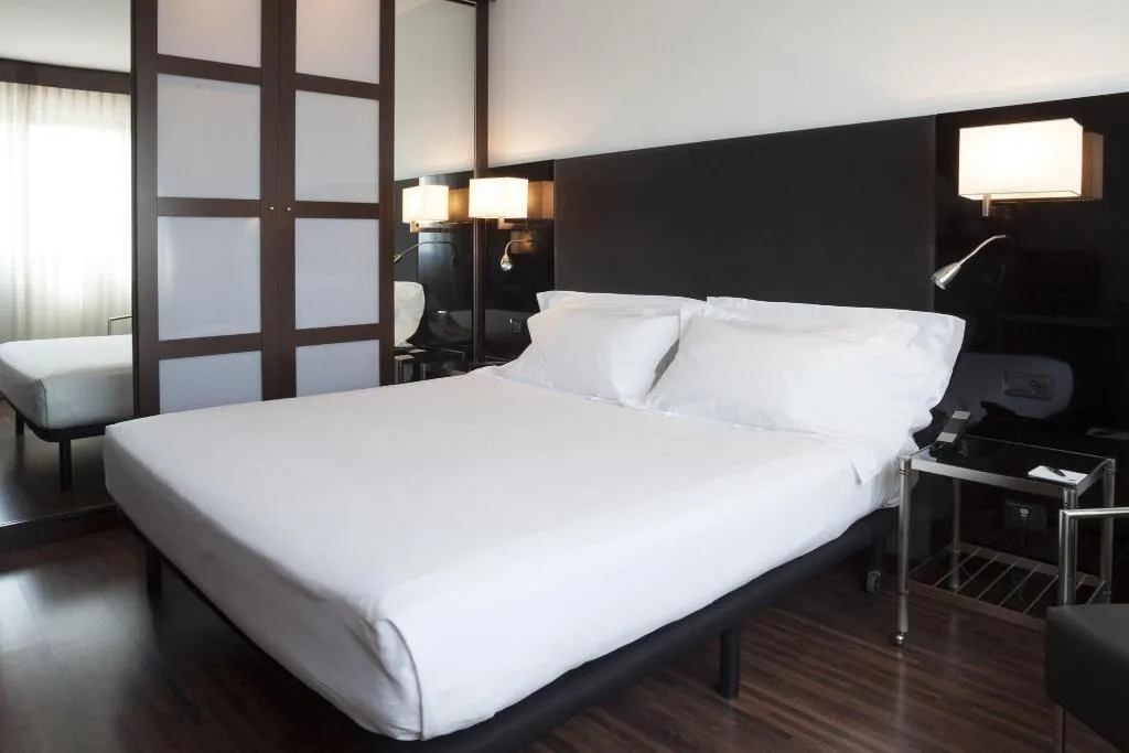 DOUBLE KING SIZE BED Room, AC Padova, Venice