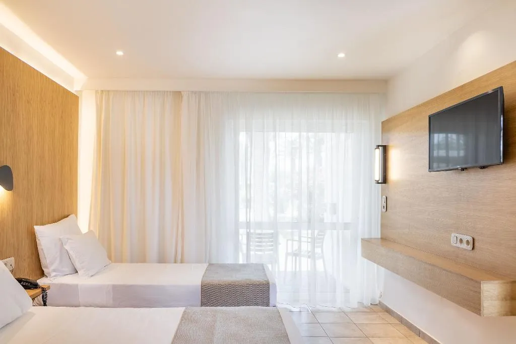 BUNGALOW GARDEN VIEW Room, Civitel Creta Beach, Crete