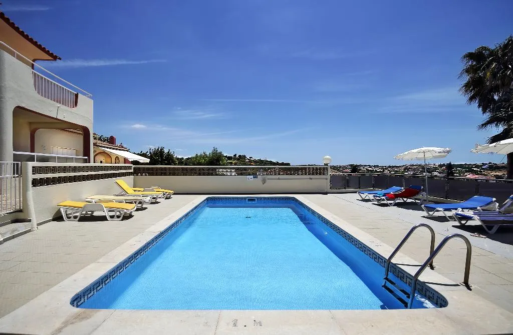 VILLA THREE BEDROOMS Room, Parque Monte Verde, Algarve