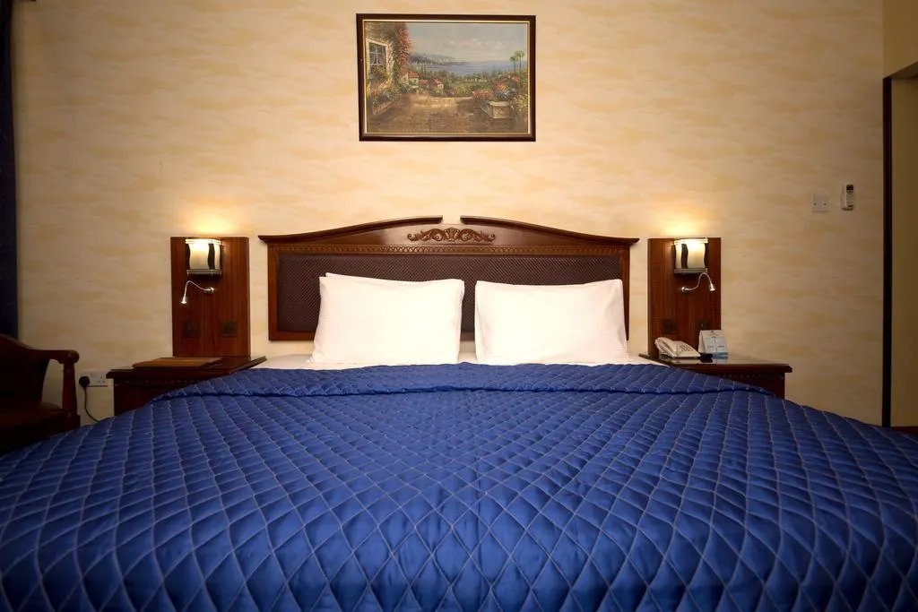 SINGLE DELUXE Room, Mount Royal Hotel, Dubai