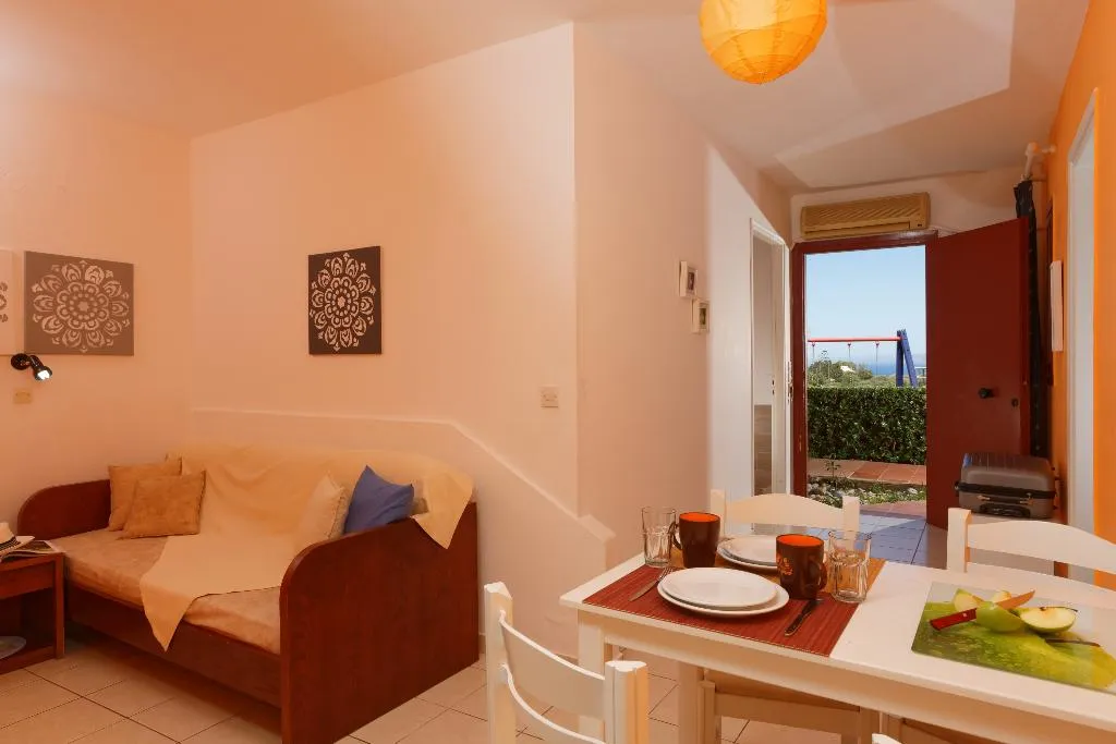 APARTMENT CAPACITY 4 Room, Piskopiano Village Resort, Crete