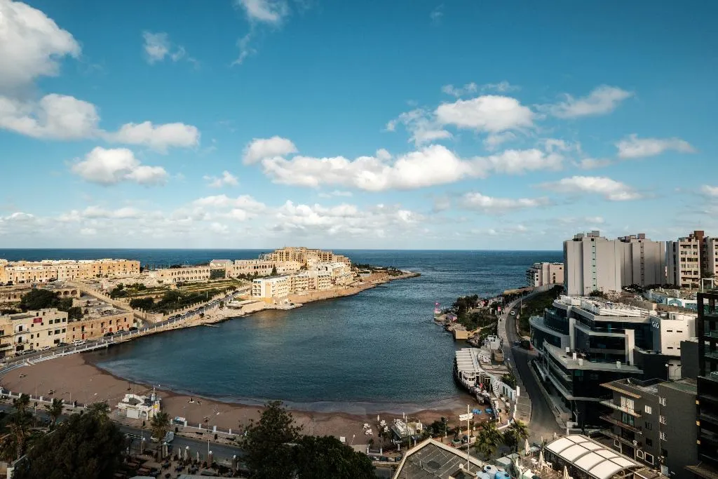 Beach, be.HOTEL, Malta