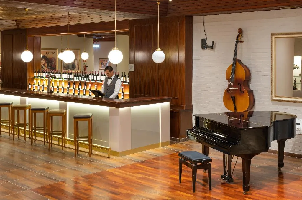 Bar, Vila Gale Porto, Porto