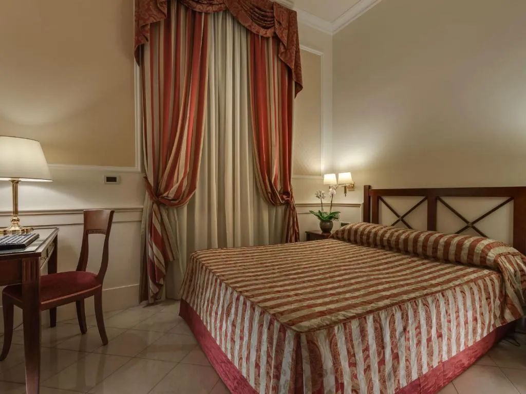 DOUBLE SINGLE USE STANDARD Room, Palazzo Cardinal Cesi, Rome