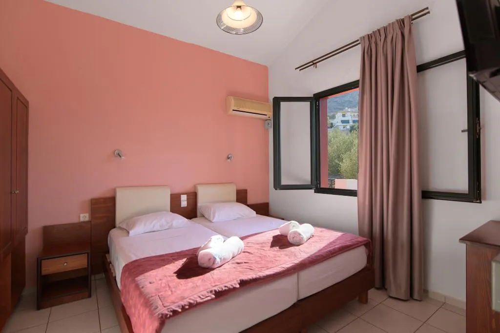 TRIPLE STANDARD Room, Ariadni Palace, Crete