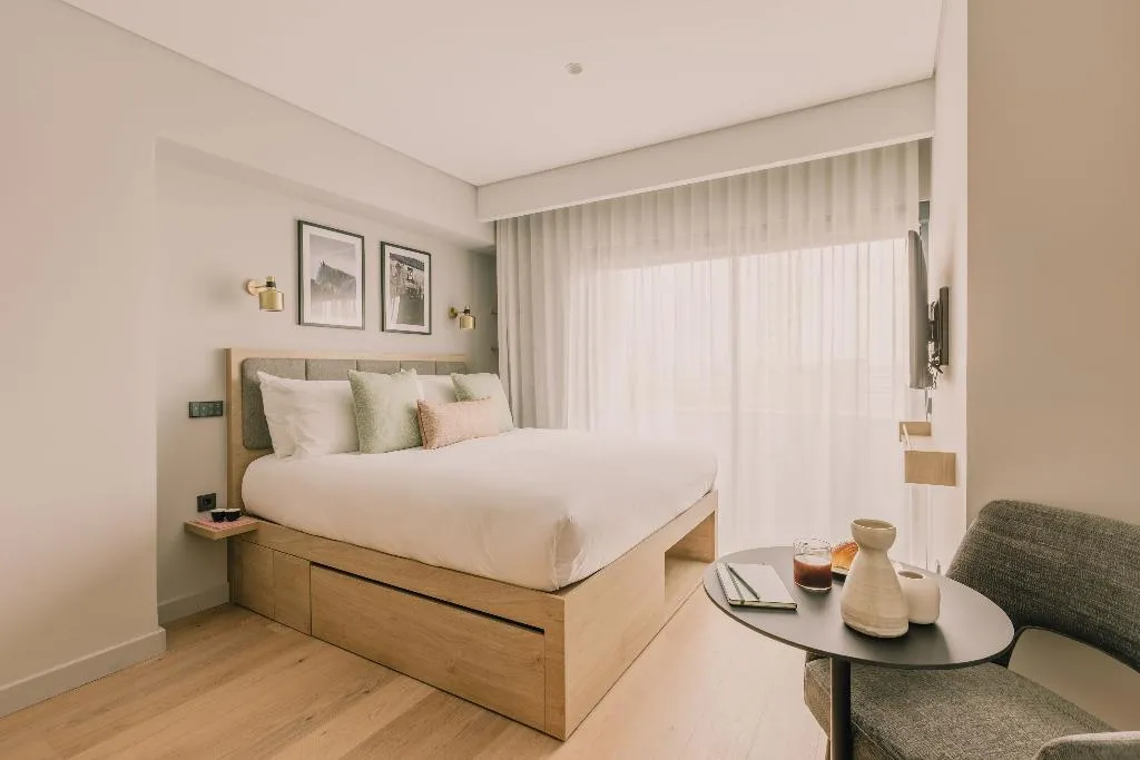 STUDIO CAPACITY 3 Room, Wilde Aparthotels Lisbon Liberdade, Lisbon