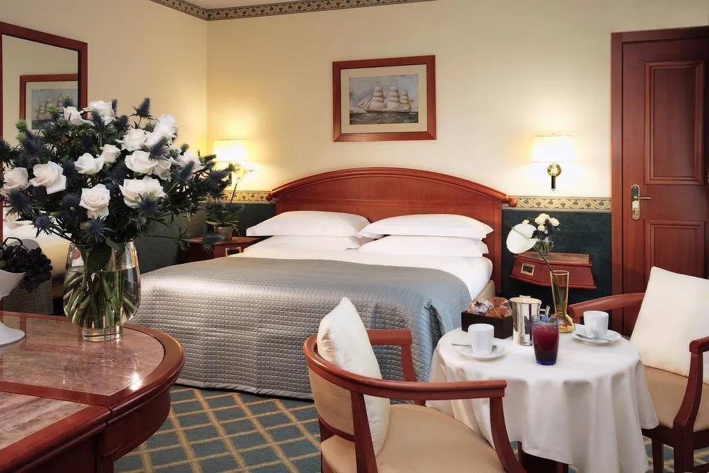 Double or Twin SUPERIOR Room, Starhotels Vespucci, Florence