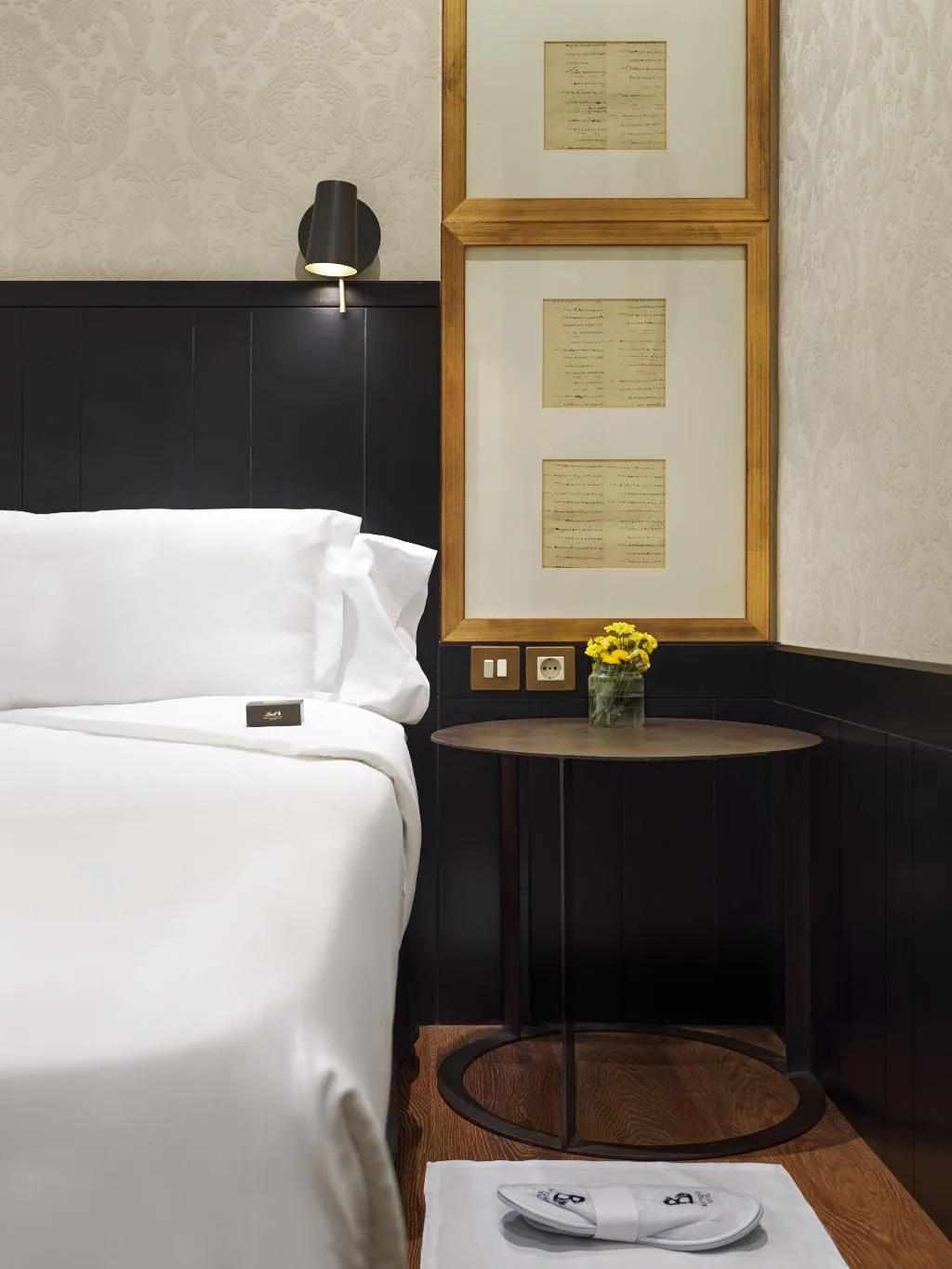DOUBLE SINGLE USE STANDARD Room, H10 Catalunya Plaza-Boutique Hotel, Barcelona