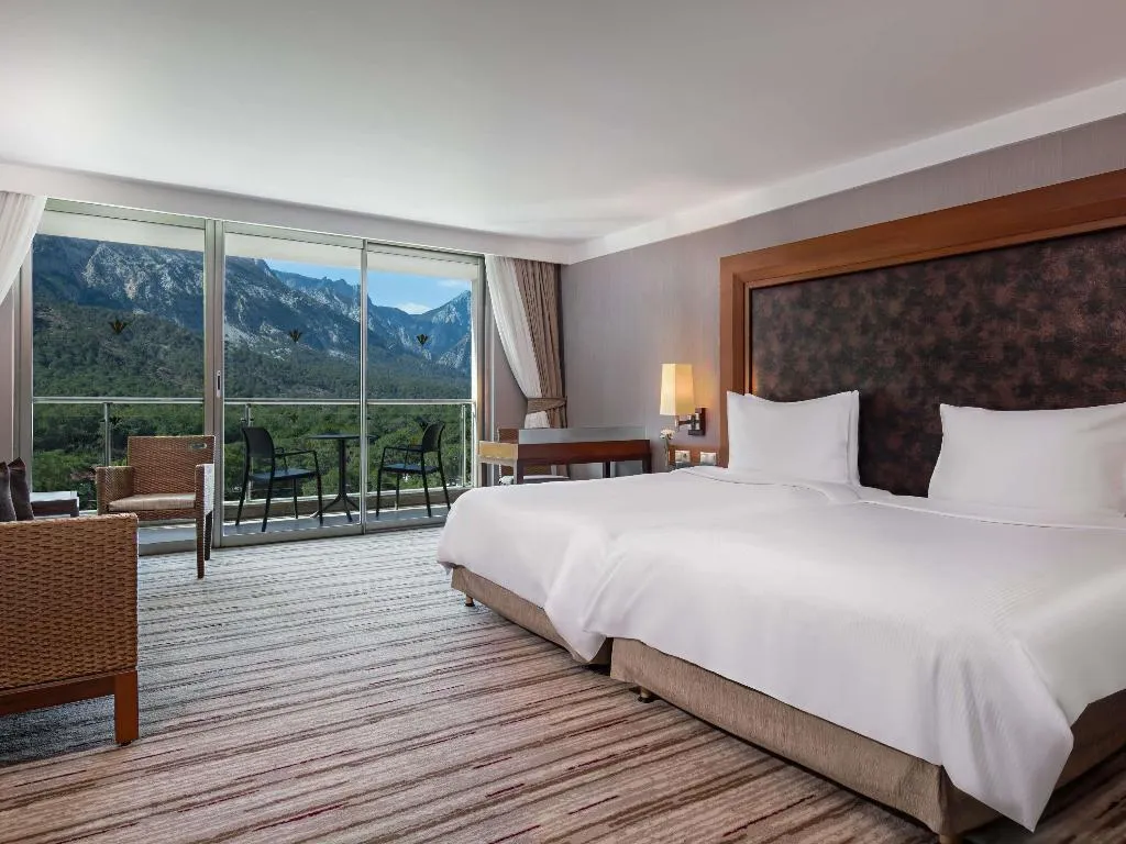 DOUBLE MOUNTAIN VIEW Room, Rixos Sungate Land of Legend Theme Park FreeAcces, Antalya