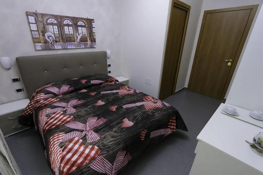 Room, Donn'Anna Bed & Breakfast, Naples
