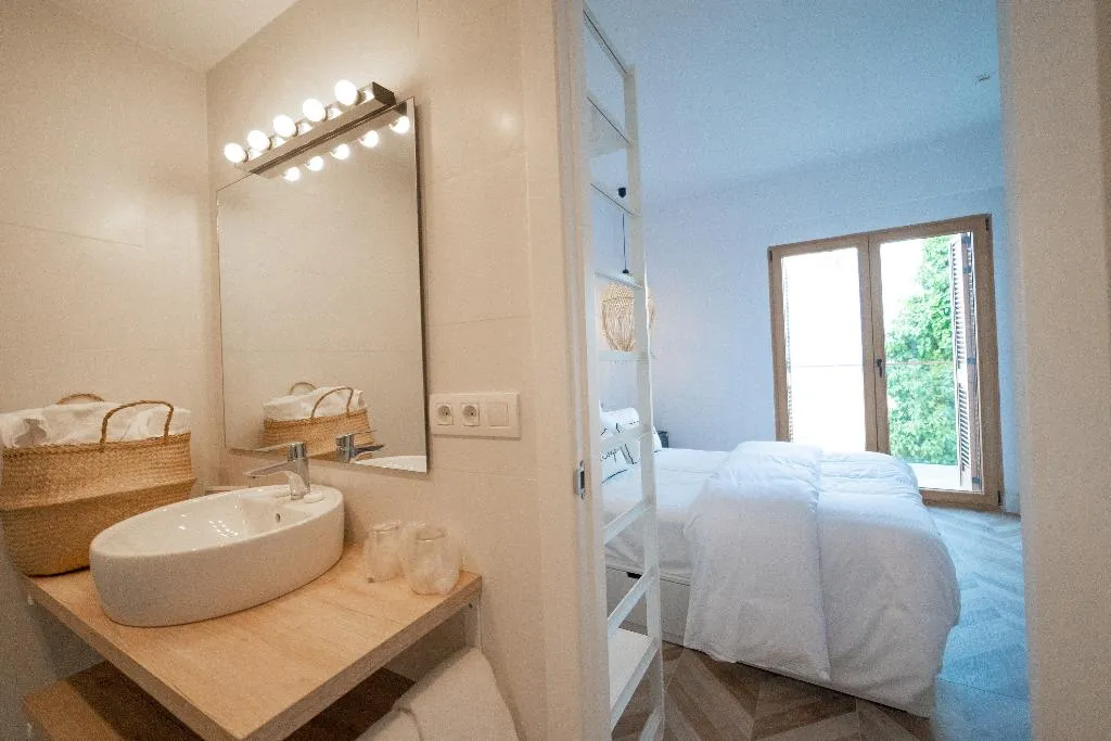 Double or Twin SEA VIEW WITH BALCONY Room, Duna Hotel Boutique, Valencia