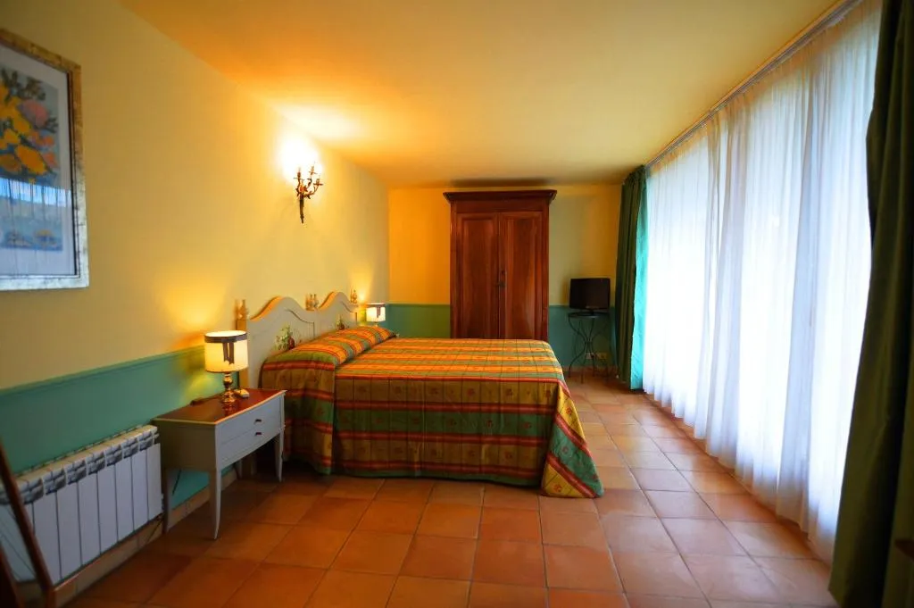 Room, Relais La Canfora, Rome