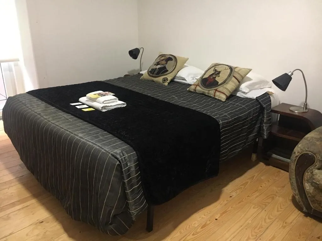 Room, Happy @ Chiado, Lisbon