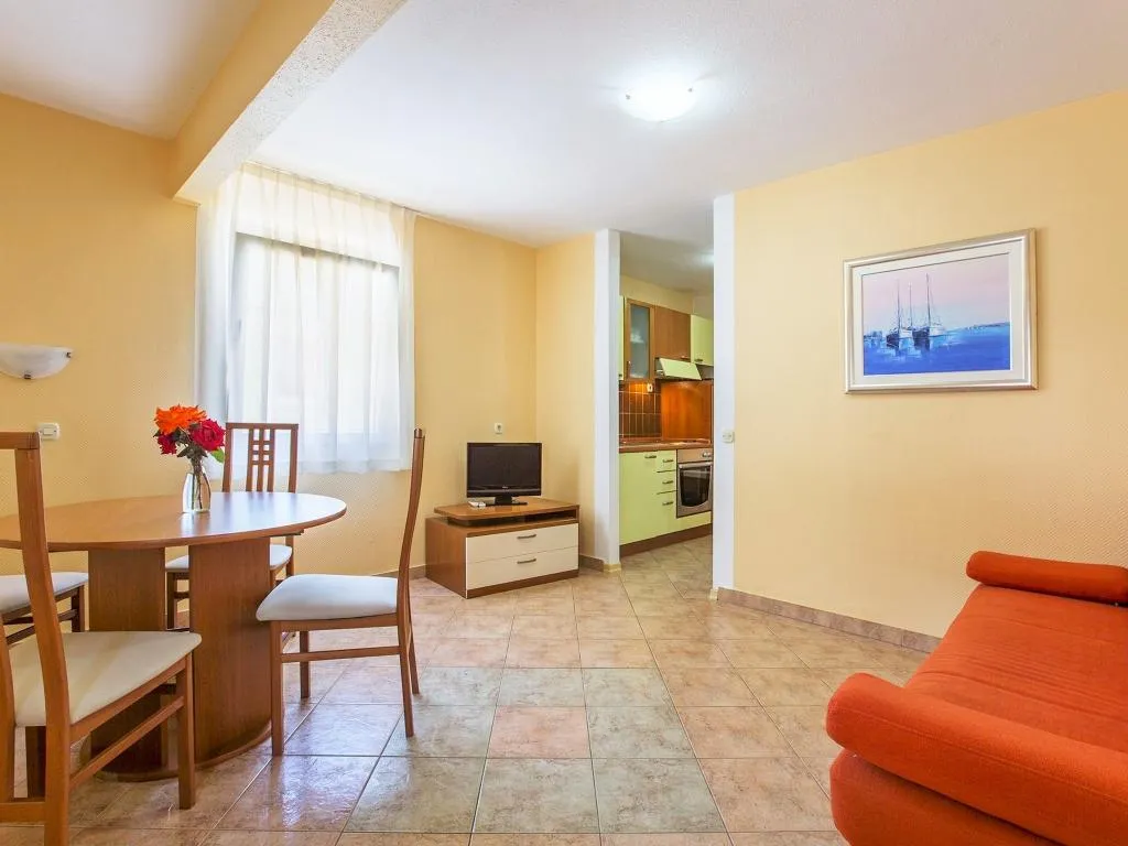 APARTMENT CAPACITY 4 Room, Matilde Beach Resort, Split