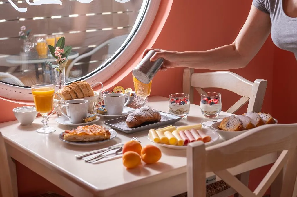 Restaurant, Ouzas  Luxury Hotel, Thessaloniki