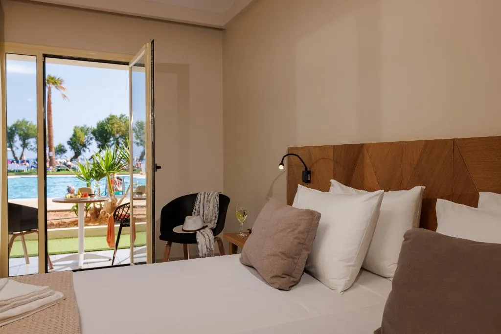 DOUBLE SUPERIOR SEA VIEW Room, Malia Bay Beach Hotel & Bungalows, Crete