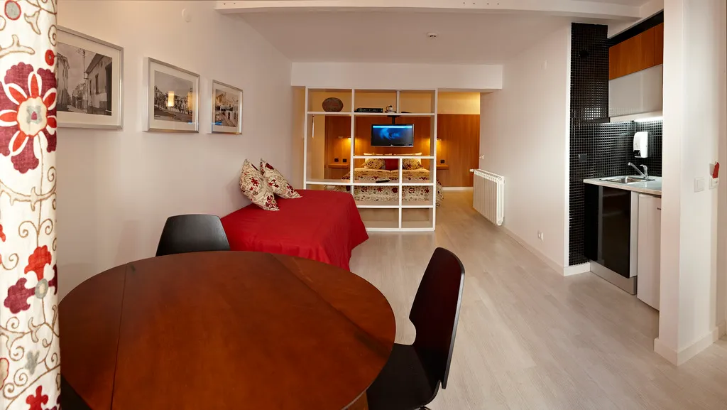 FAMILY ROOM STANDARD Room, Casa das Aguarelas, Lisbon