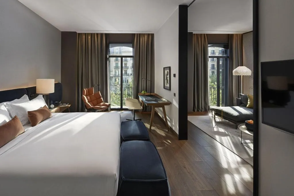 SUITE TWO KING BEDS Room, Mandarin Oriental, Barcelona, Barcelona