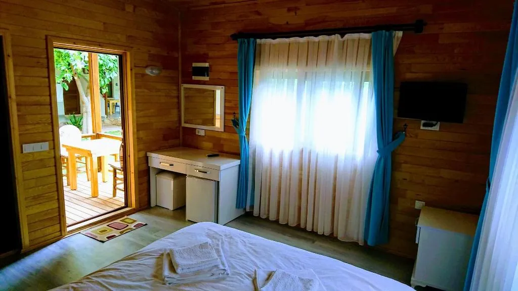 Room, Simge Pension, Antalya