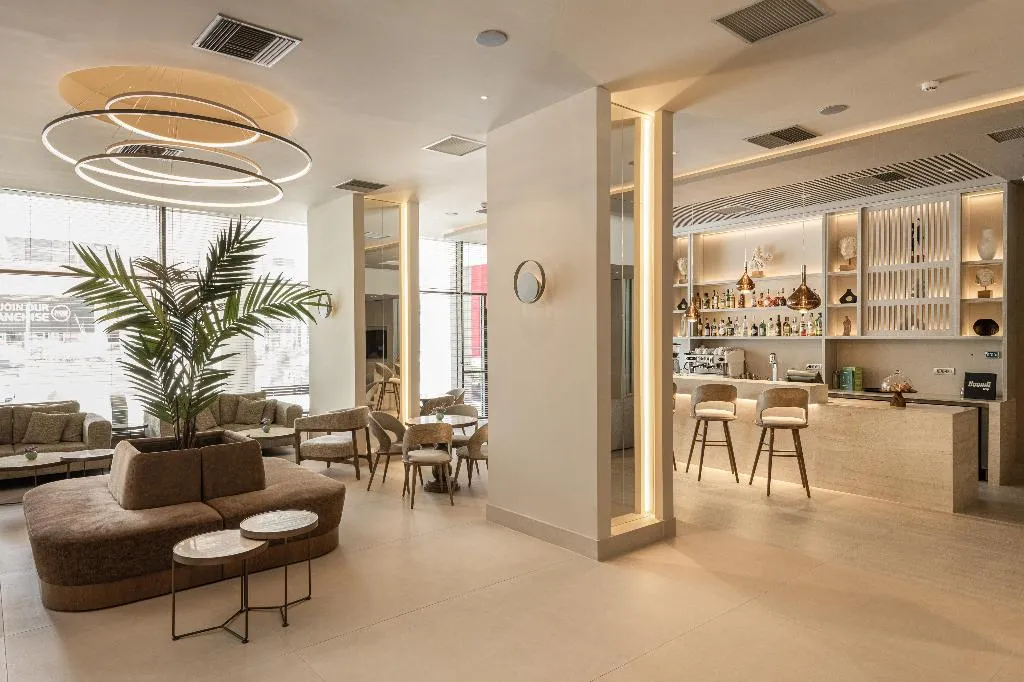 Bar, Holiday Inn Thessaloniki, Halkidiki