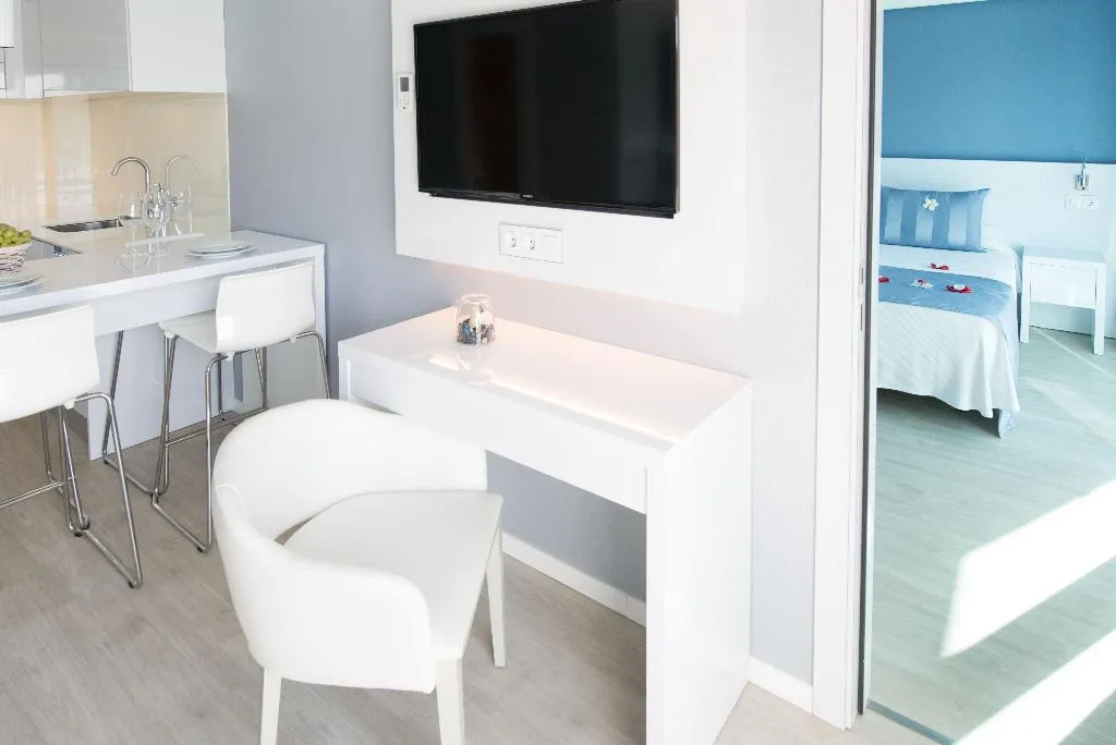 APARTMENT DUPLEX SUPERIOR Room, Masd Mediterraneo, Barcelona