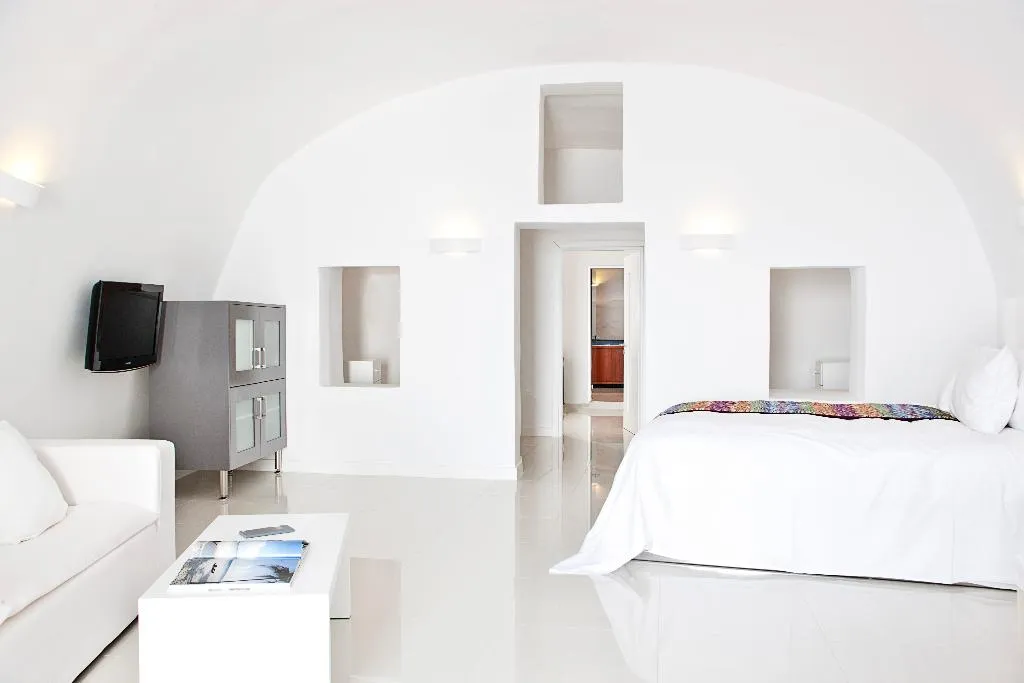 SUITE SUPERIOR SEA VIEW Room, Katikies Chromata Santorini - The Leading Hotels, Santorini