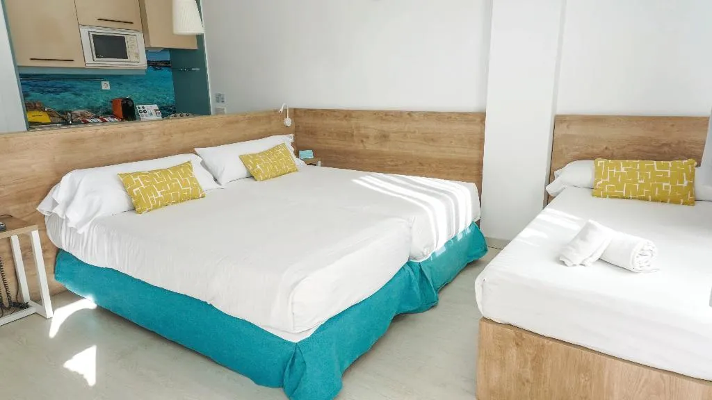 STUDIO STANDARD Room, Caprice Tamarindos Apartments, Majorca