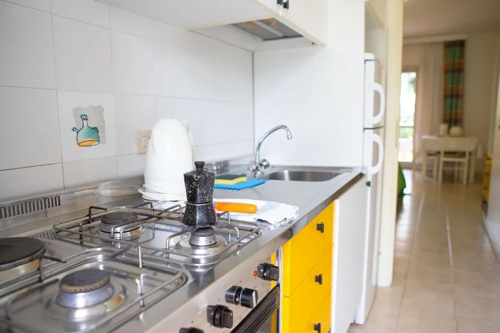 STUDIO CAPACITY 4 Room, Portorosa Residence, Catania