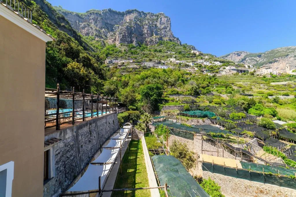 General view, Villa Alba d'Oro - Historic Luxury Villa, Naples