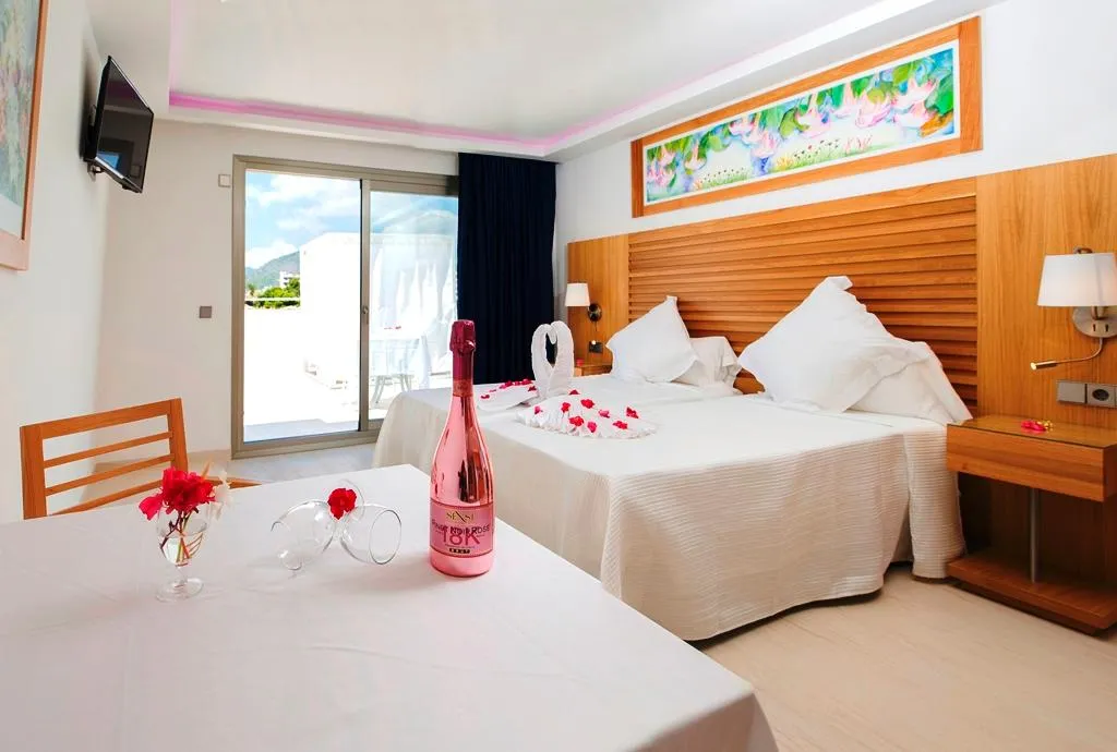 Room, My Way Luxury Ibiza Studios, Ibiza