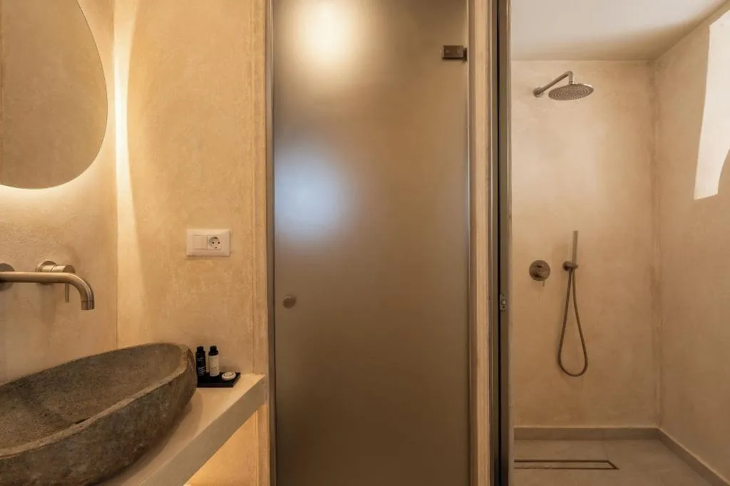 Room, Heyday Luxury Suites, Santorini
