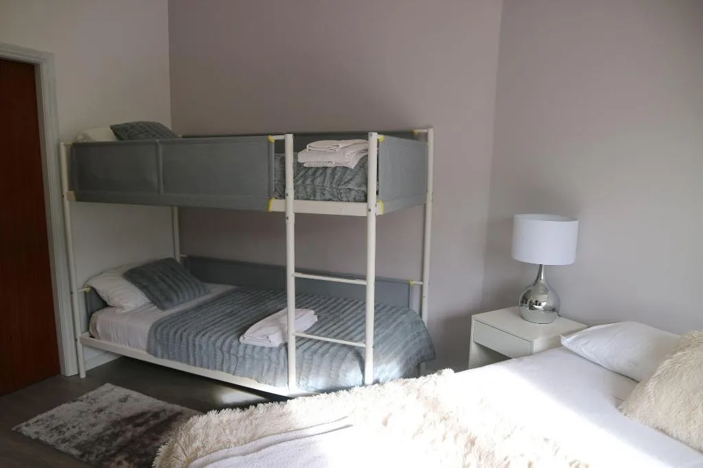 Room, Residencial Triunfo, Porto