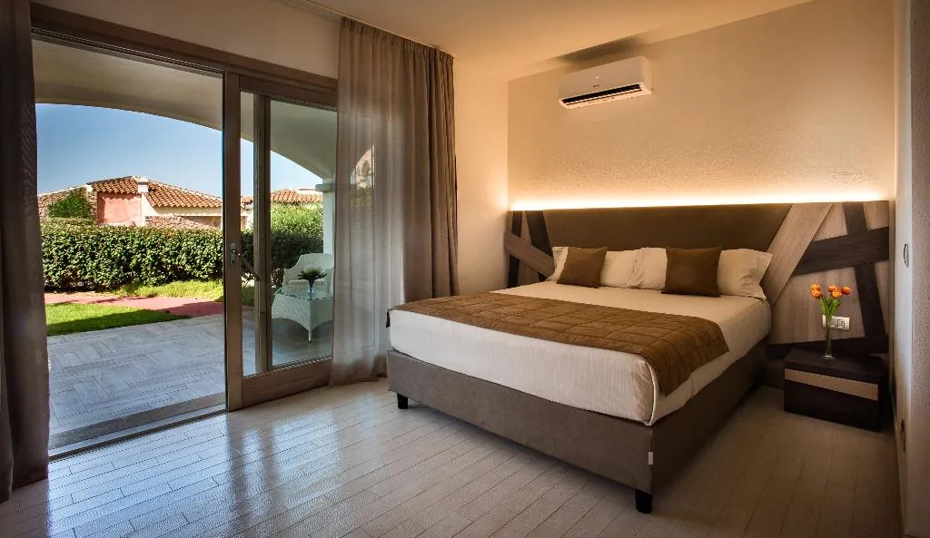 SUITE GARDEN VIEW Room, Grand Hotel Resort Ma&Ma - Adults Only, Olbia