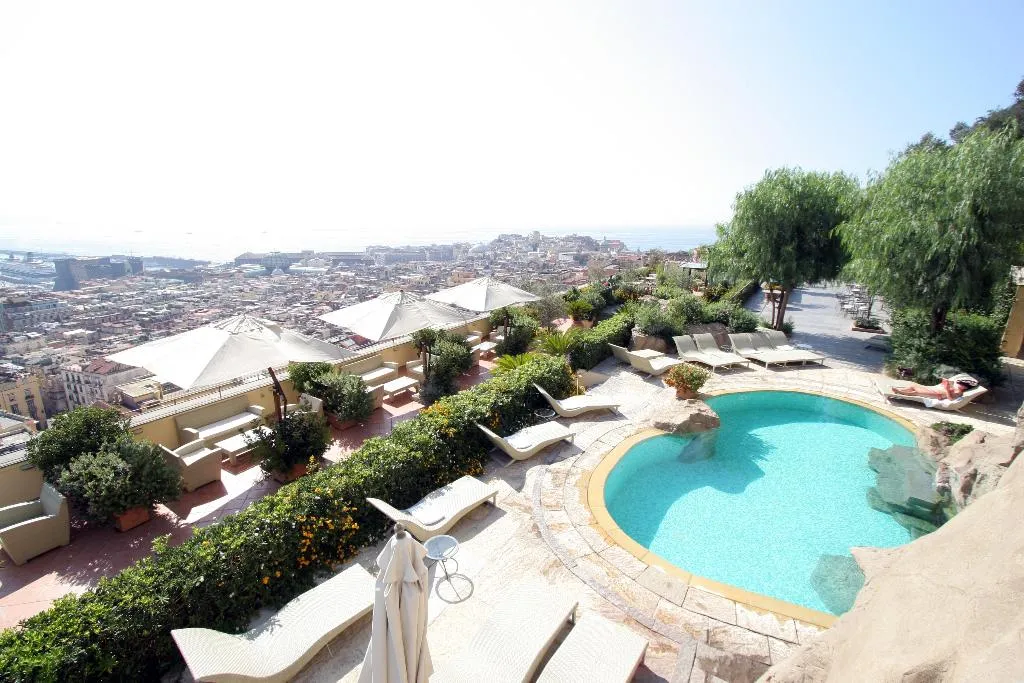 Pool, San Francesco Al Monte, Naples