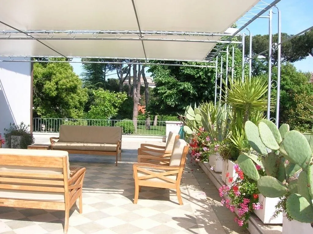 Terrace, Relais La Canfora, Rome