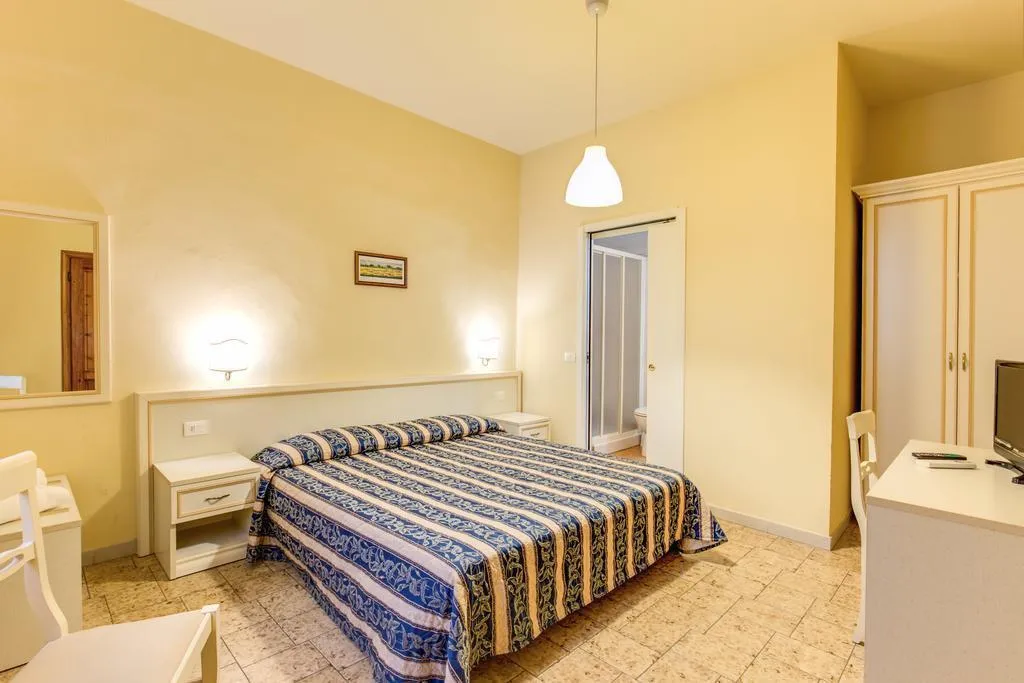 General view, Hotel Marine, Florence