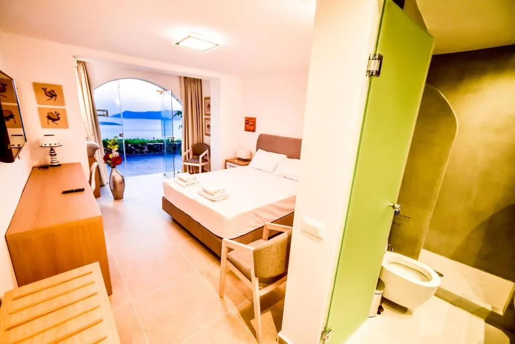 Room, Kratiras View Luxury Suites, Santorini