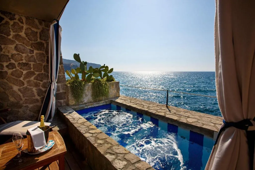 Sports and Entertainment, Capo La Gala Hotel & Wellness, Naples