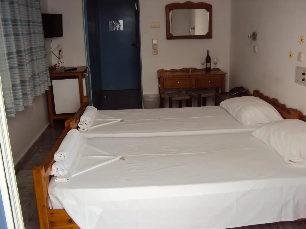 Room, Mykali, Samos