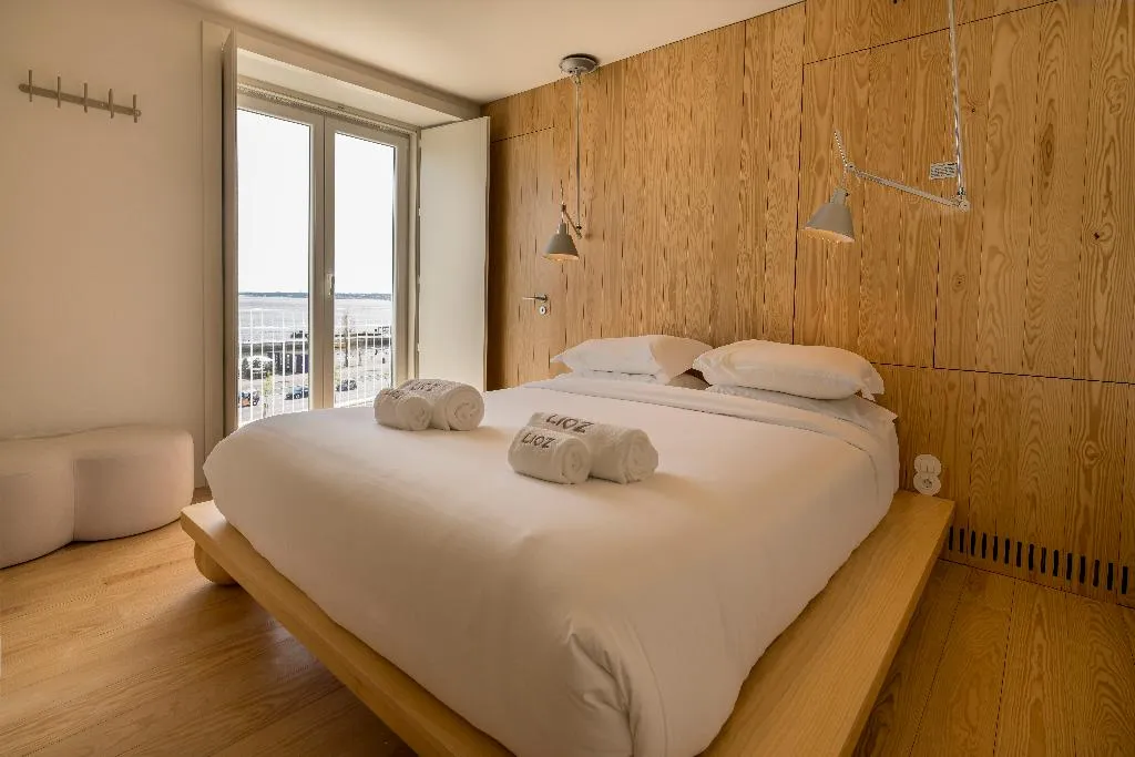 APARTMENT TWO BEDROOMS Room, LIOZ Lisboa, Lisbon