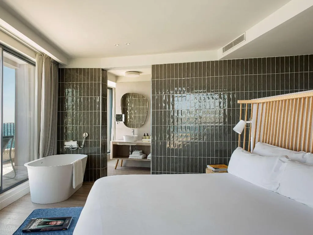 SUITE SEA VIEW Room, ME Sitges Terramar, Costa Brava
